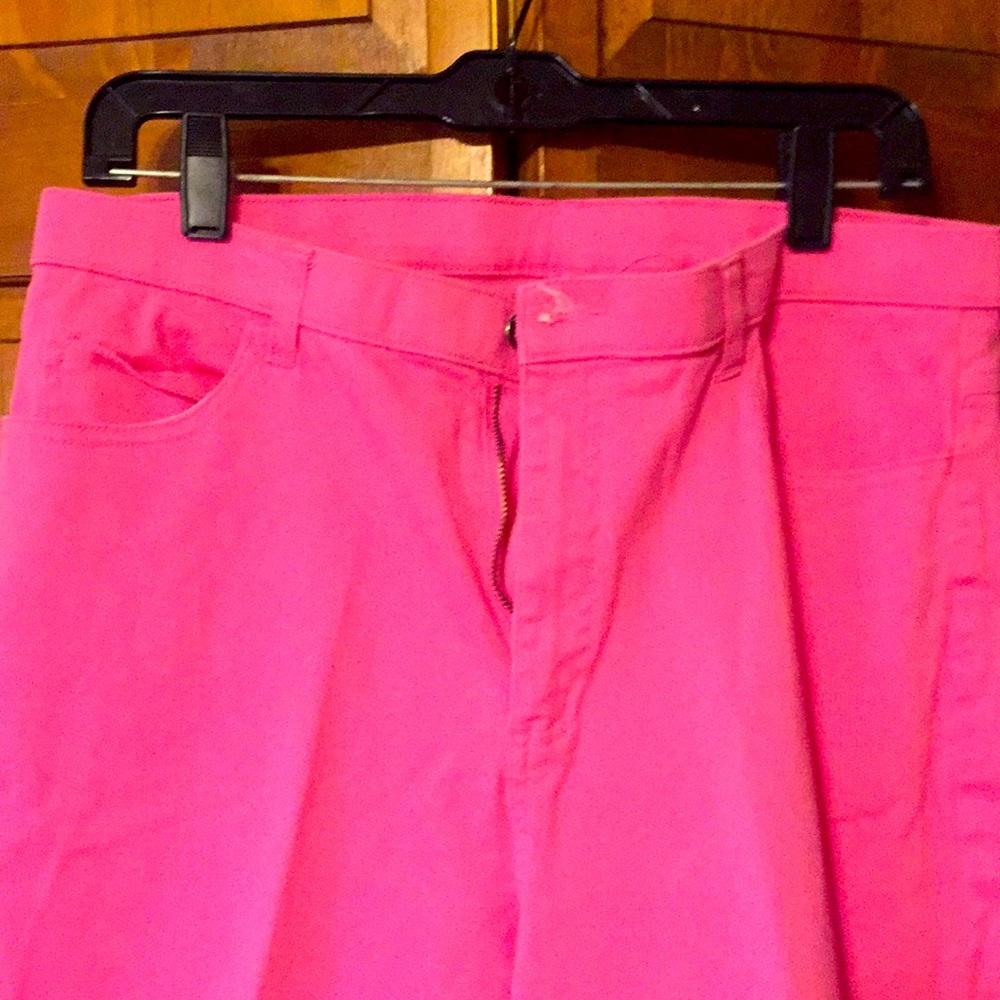 Size 12 medium ladies pink White Stag jeans